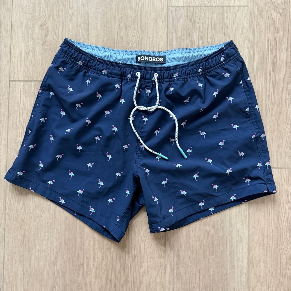 Bonobos Navy Flamingo Swim Shorts 5” Size Medium